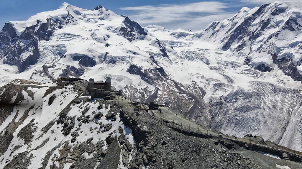 Blick vom Gornergrat ins Monte Rosa Massiv: In den Zentralalpen wachsen die Alpen schneller als die Erosion mithalten kann.