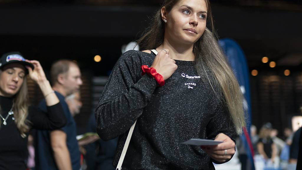 Corinne Suter muss sich nach ihrem Kreuzbandriss weiter in Geduld üben