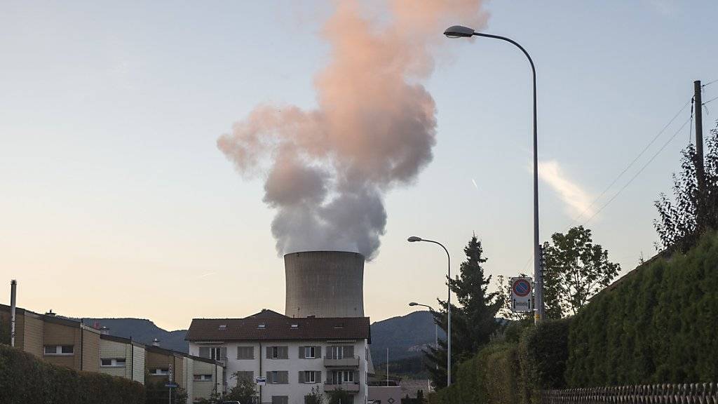 Der Ständerat will keine Laufzeitbeschränkung für Atomkraftewrke. Er empfiehlt die Atomausstiegsinitiative der Grünen zur Ablehnung. (Archiv)