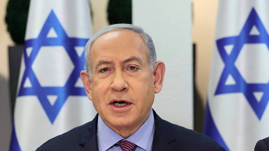 ARCHIV - Israels Ministerpräsident Benjamin Netanjahu sagt, Israel könne den Gaza-Krieg in wenigen Monaten gewinnen. Foto: Abir Sultan/AP/dpa