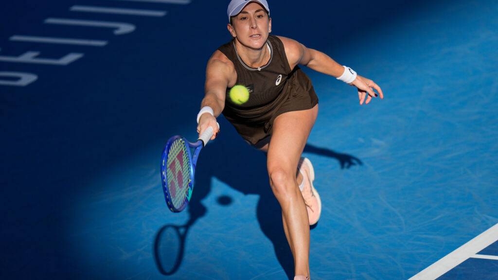 Belinda Bencic muss sich in Peking Ann Li geschlagen geben