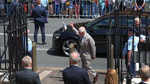 Australische Senatorin protestiert bei Besuch von König Charles im Parlament