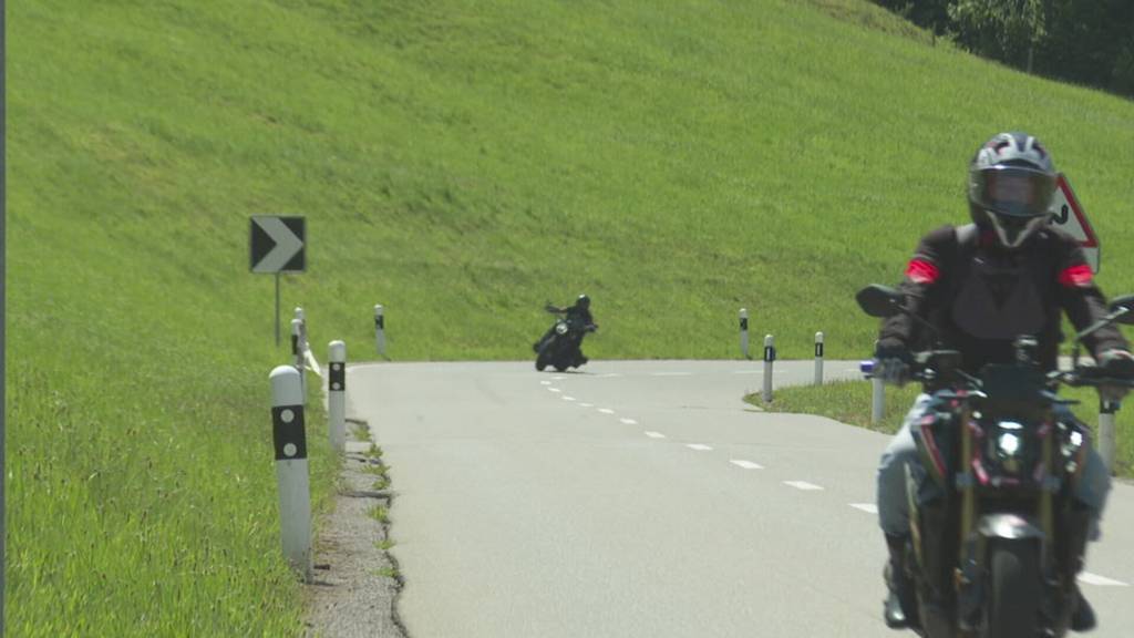 Tödlicher Töff-Crash: Viele Unfälle auf der Passstrasse Hulftegg