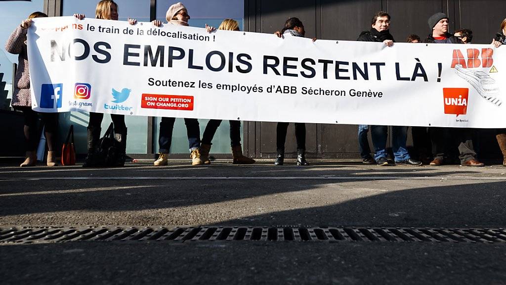 Die Protestaktion der ABB-Mitarbeiten vom November bei Genf brachte den ABB-Konzern zum Einlenken.