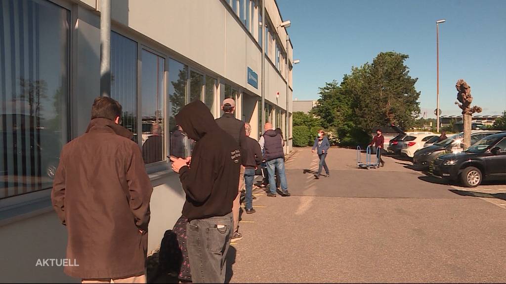 Deutsche Paketshops werden von Schweizern überrannt