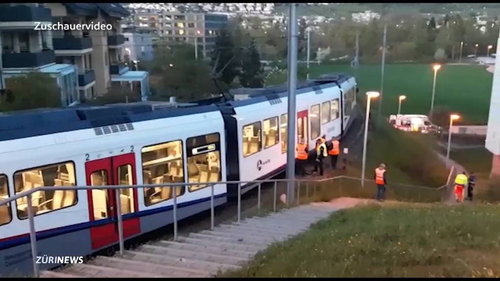 Trotz Vollbremsung: Ukrainischer Flüchtlingsjunge wird in Bremgarten von Zug erfasst