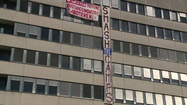 Protest gegen Bundes-Asylzentrum