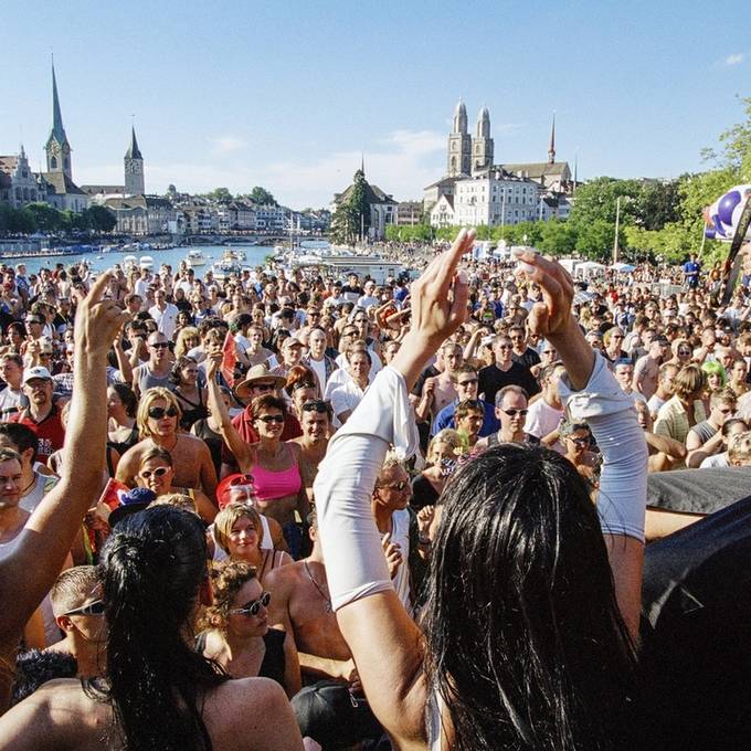 Stadt Zürich warnt vor diesen Pillen an der Street Parade