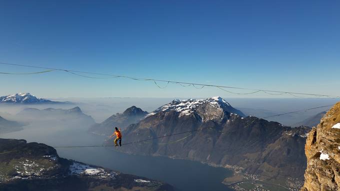 Der Abgrund unter sich – Unterwegs mit einem der besten Highliner der Welt