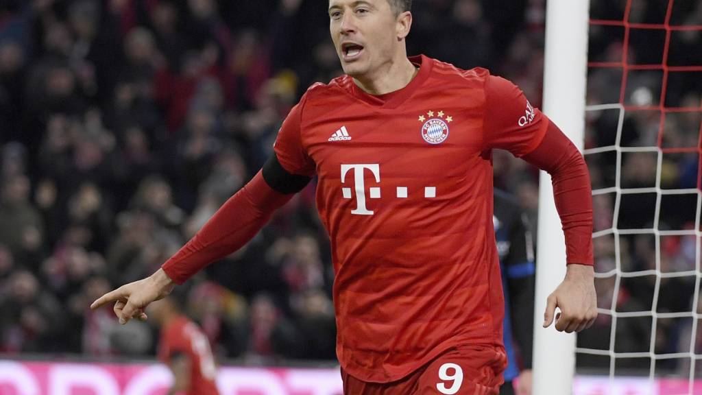 Bayern München muss vier Wochen auf seinen Toptorjäger Robert Lewandowski verzichten