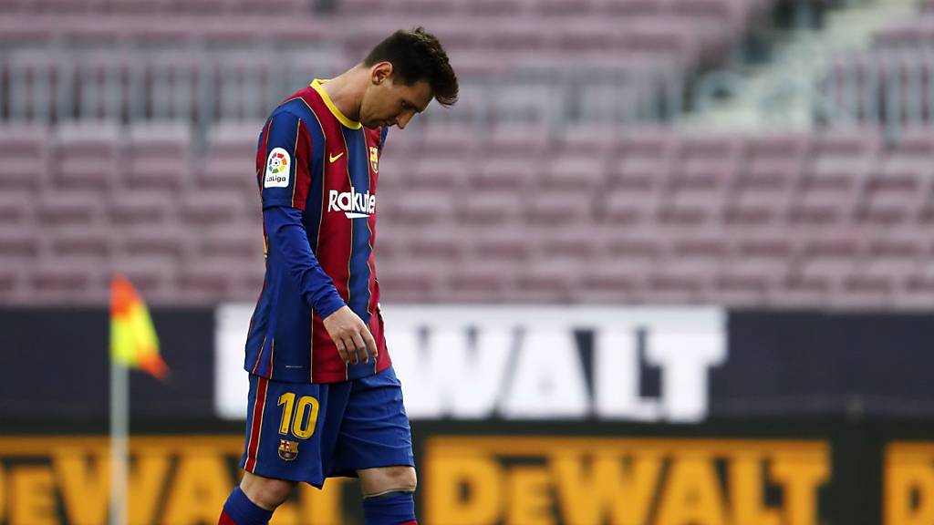 Nächste Titelchance futsch: Barcelonas Lionel Messi verlässt den Platz mit hängendem Kopf.