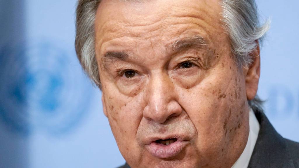 ARCHIV - Der Generalsekretär der Vereinten Nationen António Guterres möchte das Abkommen über den Getreidetransport retten. Foto: John Minchillo/AP/dpa