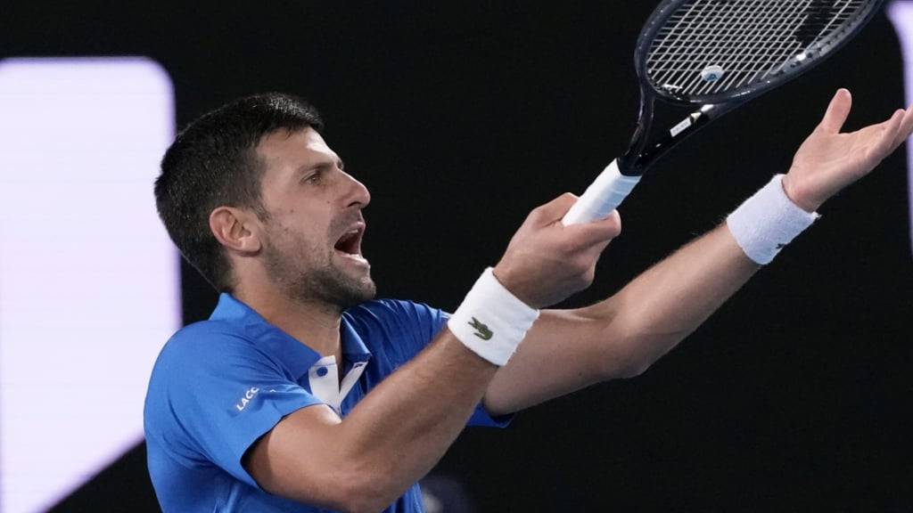 Mit seiner Leistung nicht immer ganz zufrieden: Novak Djokovic musste am Australian Open ungewohnt hart um seinen Zweitrundeneinzug kämpfen