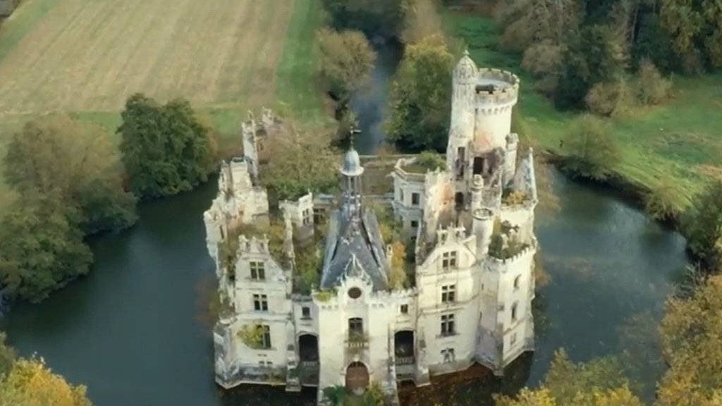 Über 6800 Besitzer für ein verfallenes Wasserschloss: Eine Online-Crowdfunding-Aktion brachte für den Kauf schon über 550'000 Euro ein.