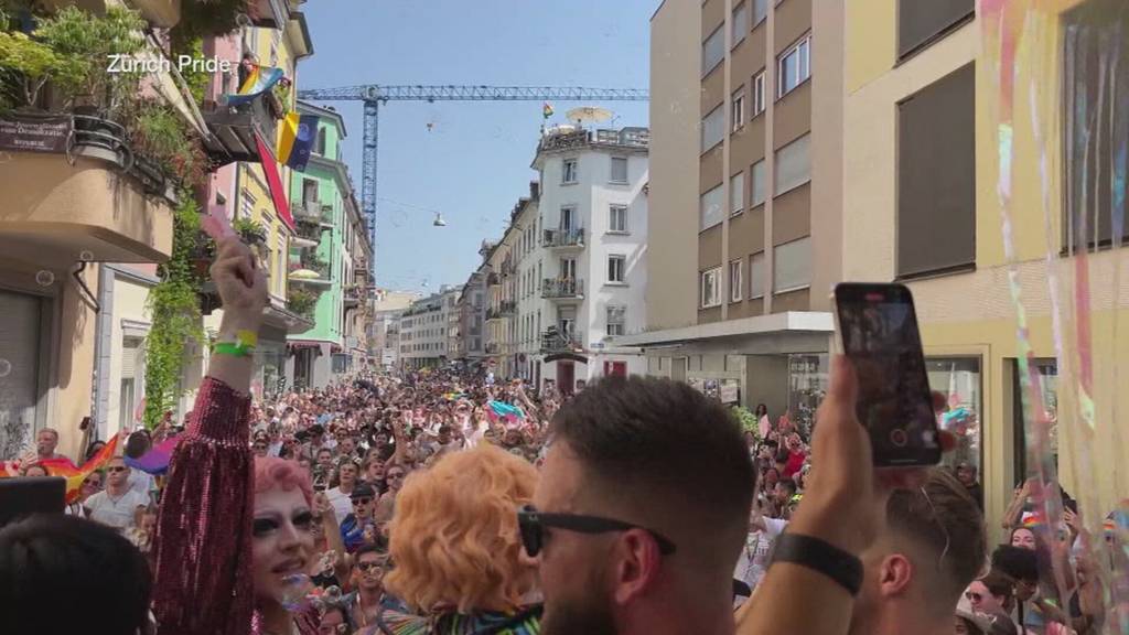 Pride-Parade in St.Gallen – queere Community will in der Ostschweiz gesehen werden