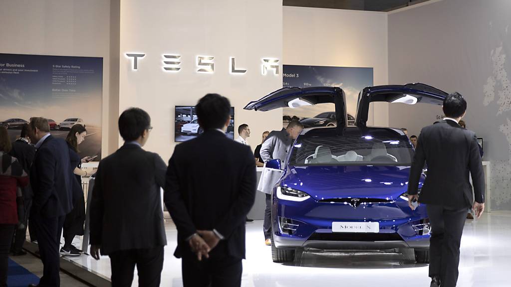 Der Autohersteller Tesla will in Grossbritannien offenbar in den Strommarkt einsteigen. (Symbolbild)