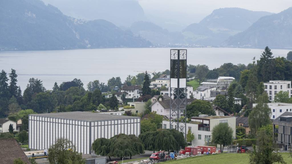 Die Gemeinde Meggen LU am Vierwaldstättersee ist seit Jahren die steuergünstigste Gemeinde des Kantons. (Archivaufnahme)