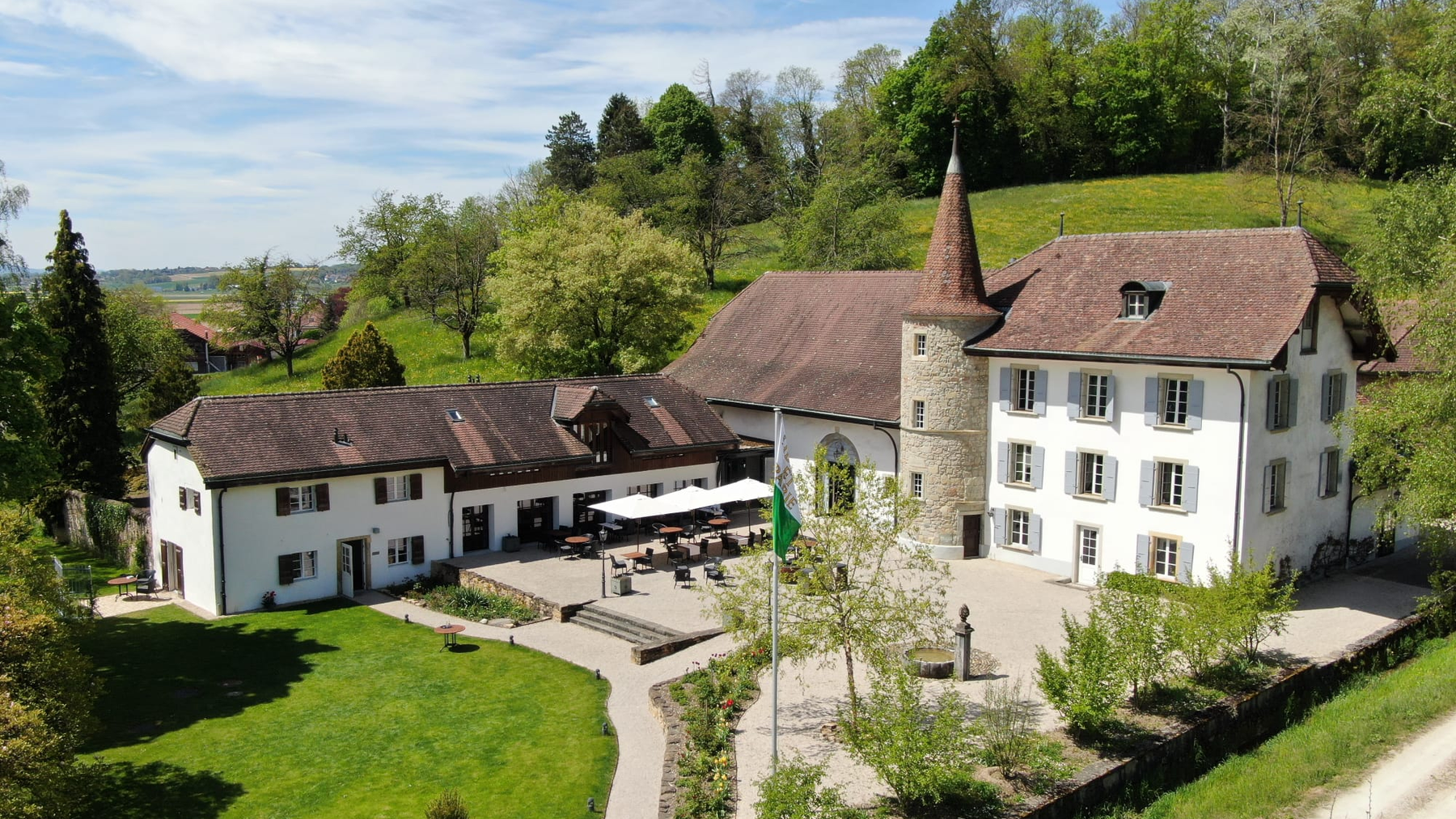 Château Salavaux from above