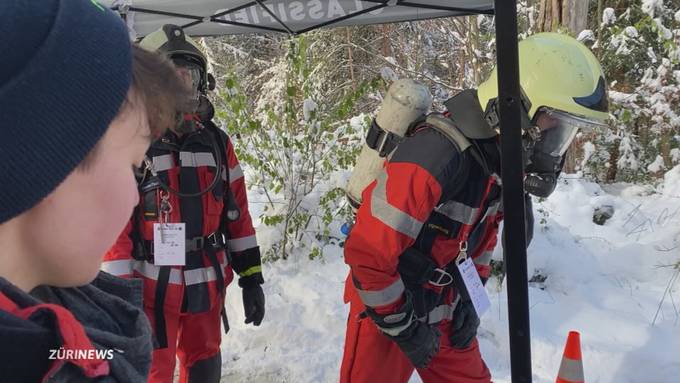 Towerrun: Feuerwehren messen sich im Hardwald