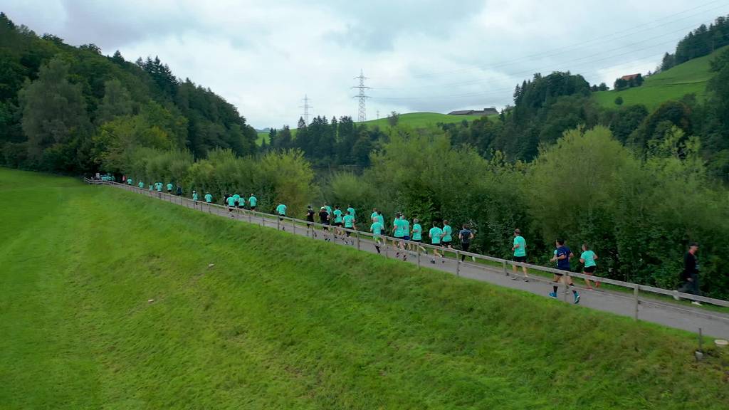 Impressionen und Emotionen: Der Auffahrtslauf 2021 im Video