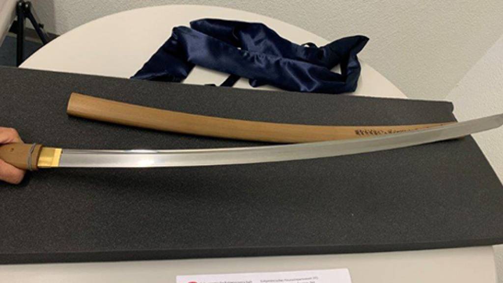Wert von 670'000 Franken: Zoll entdeckt Samurai-Schwert in Benken