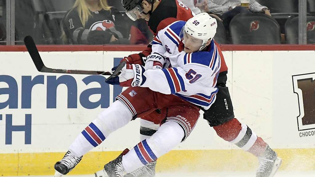 Lias Andersson (hier als Spieler der New York Rangers) spielt die nächsten zwei Saisons für den EHC Biel