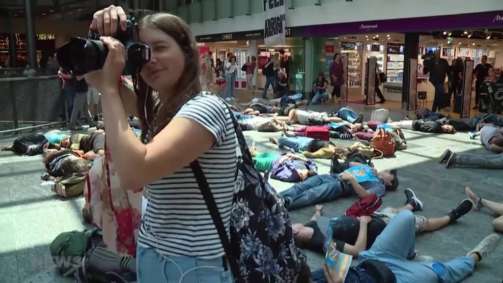 Klimastreik am Flughafen Zürich