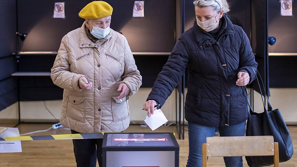 Parlamentswahl in Litauen - Warten auf Ergebnisse