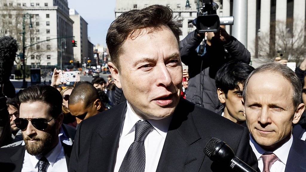 Will vor der Konkurrenz starten: Tesla-Chef Elon Musk (Archivbild)