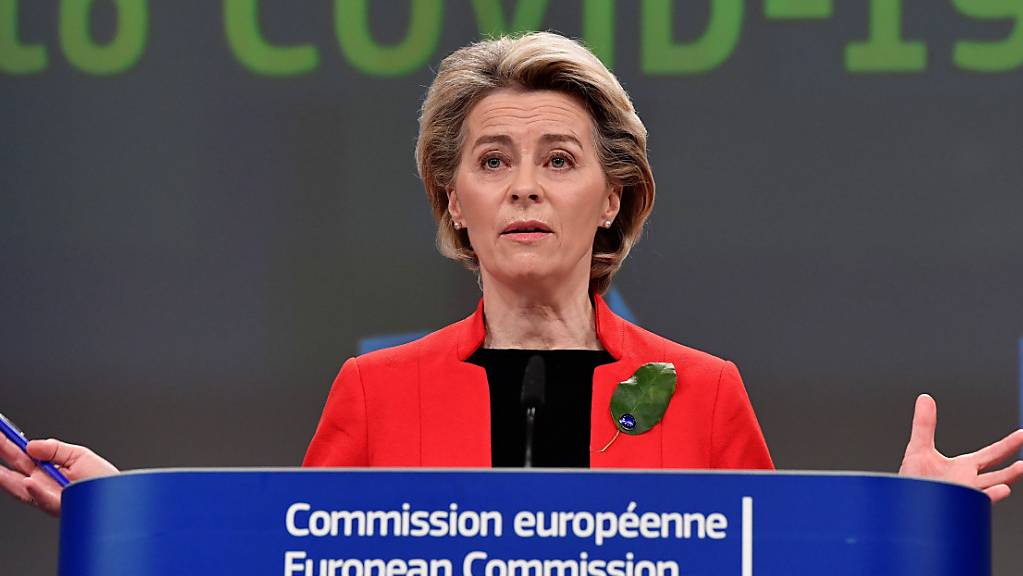 Ursula von der Leyen (CDU), Präsidentin der Europäischen Kommission, spricht während einer Pressekonferenz über die Reaktion der EU-Kommission auf Covid-19 im EU-Hauptquartier in Brüssel. Foto: John Thys/Pool AFP/dpa