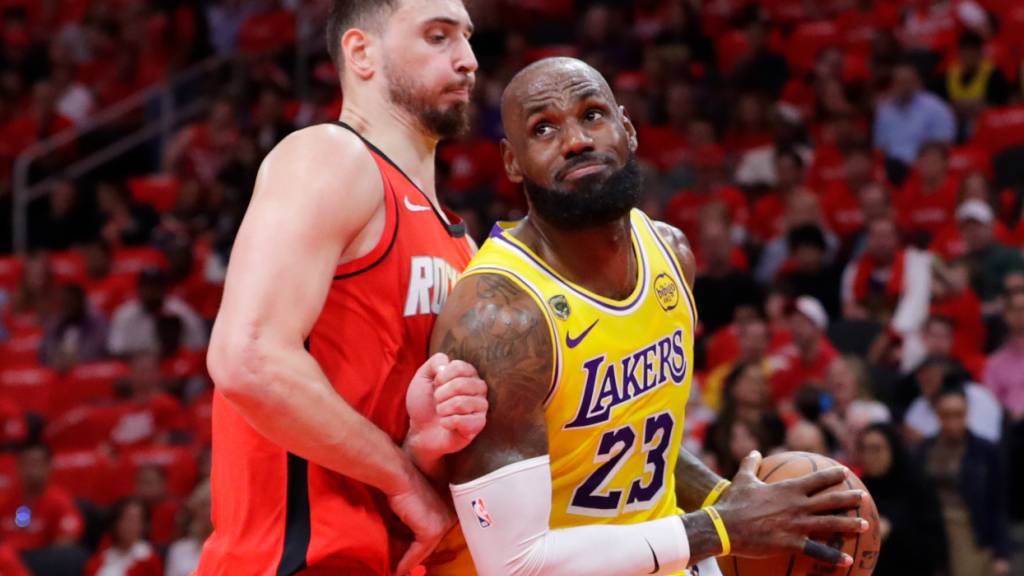 LeBron James führt die Los Angeles Lakers zum dritten Sieg gegen die Houston Rockets