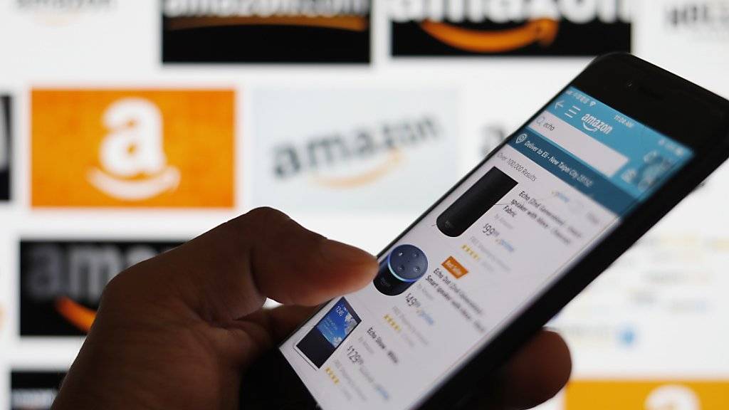 Amazon geht dem Verdacht nach, dass Angestellte Kundendaten über Vermittler an externe Händler insbesondere in China verkauft haben könnten. (Symbolbild)