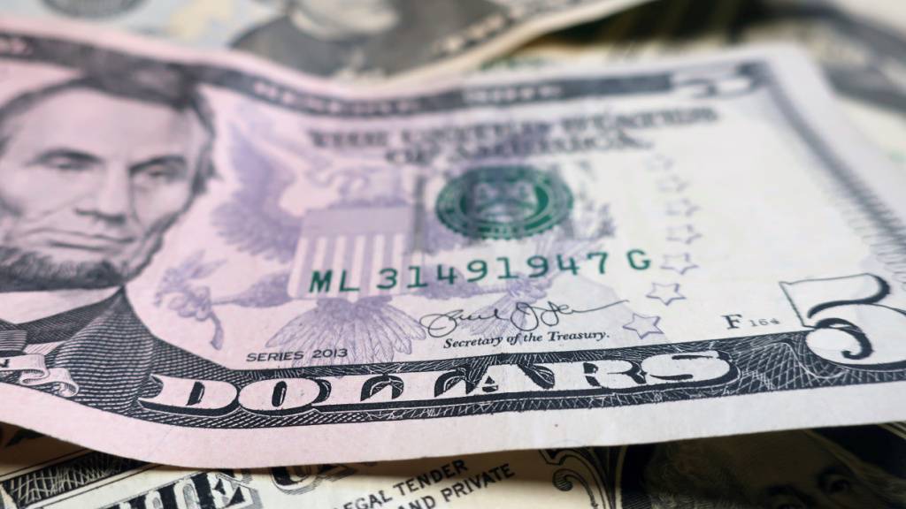 Dollar klettert auf Jahreshoch