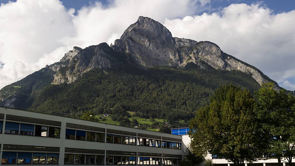 2014 befürwortete die St. Galler Stimmbevölkerung  einen Kredit von 49,9 Millionen Franken für einen Teilabbruch und Erweiterung der Kantonsschule Sargans SG. (Archivbild)