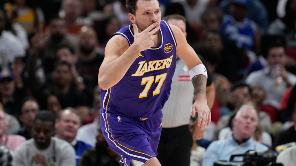 Rockets verlieren Duell der Ranglisten-Nachbarn