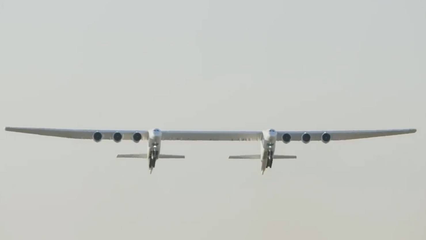 Hier hebt das grösste Flugzeug der