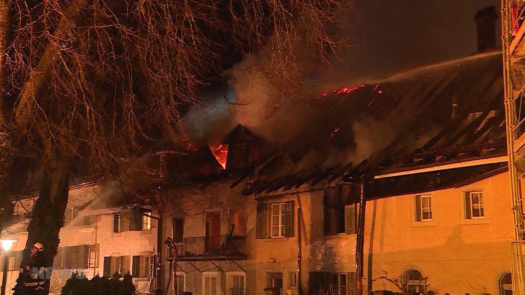 Glück im Unglück bei Grossbrand in Altersheim: Feuer zerstört drei Gebäude in Solothurner Altstadt komplett