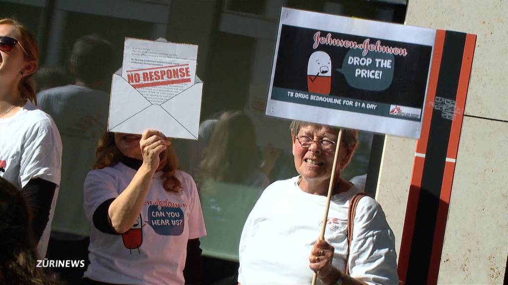 Ärzte-Demo in Zug für billigeres Tuberkulose-Medikament