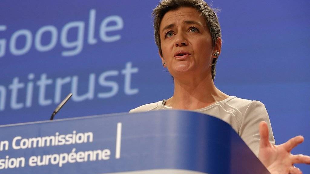 EU-Wettbewerbskommissarin Margrethe Vestager kritisiert Googles Praktiken bei der Onlinewerbung: «Google schränkt die Auswahl für die Konsumenten ein und verhindert Innovation».