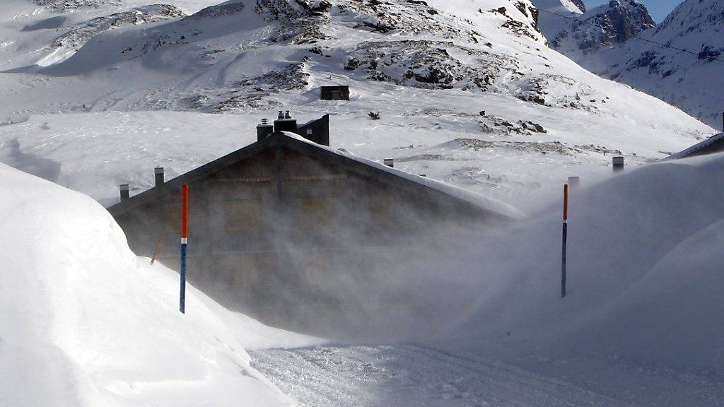 Wegen zu stürmischem Wind musste das Skigebiet Melchsee-Frutt im Kanton Obwalden den geplanten Saisonstart verschieben. (Archivbild)