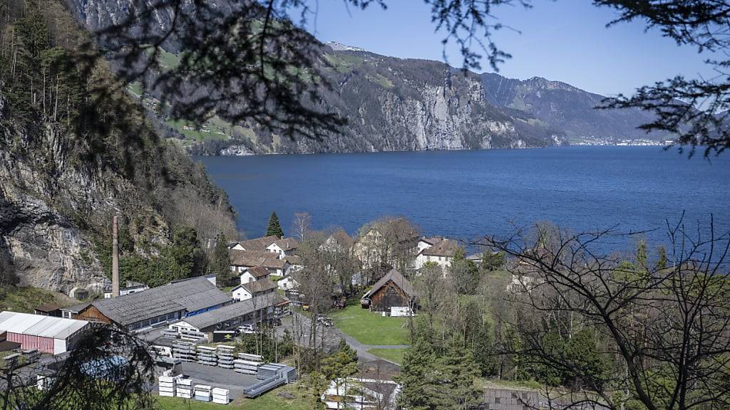 Ob auf der Isleten dereinst ein Tourismusresort entsteht, darüber befindet die Urner Bevölkerung am 24. November. (Archivbild)