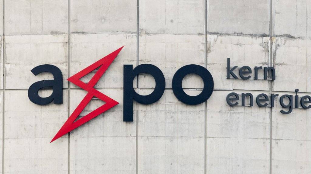 Der Energiekonzern Axpo kann noch nicht von den anziehenden Strompreisen profitieren. Denn erst im kommenden Jahr laufen die aktuellen Absicherungsgeschäfte von 2016 aus. (Archiv)