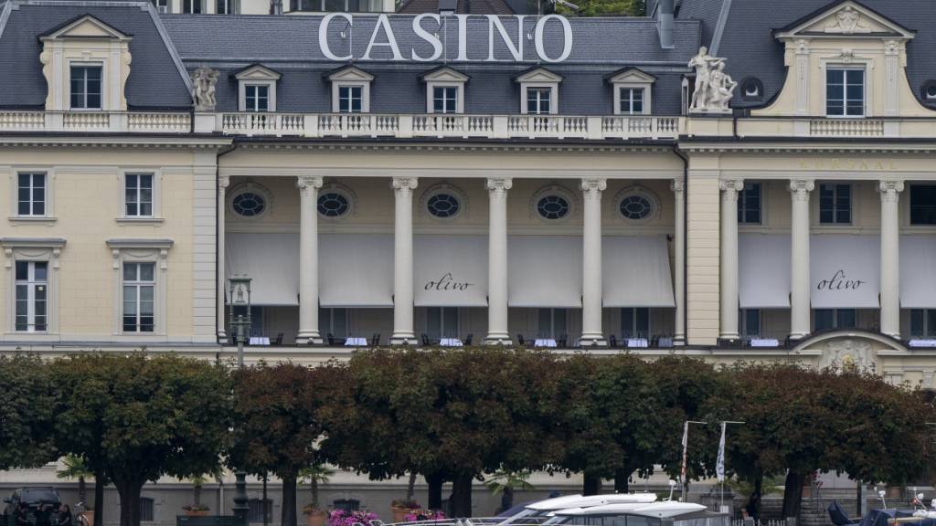 Der Jahresgewinn der Kursaal-Casino AG Luzern sank 2005 auf 0,3 Millionen Franken. (Archivfoto)