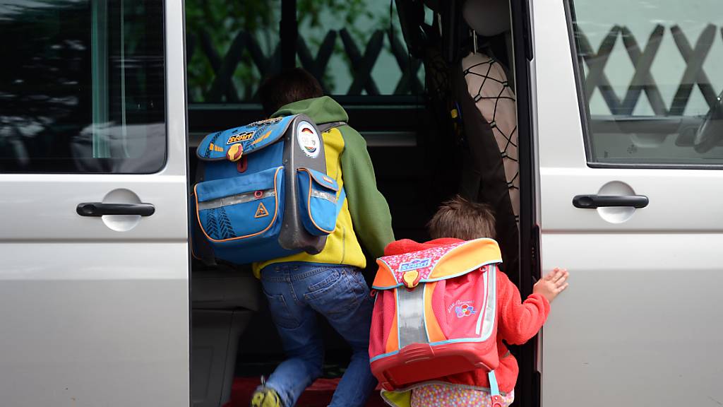 Zürcher Eltern ärgern sich über ausgefallene Schulbusse