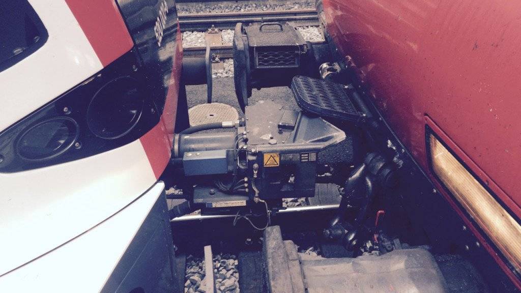 Zug fährt auf stehenden Zug: Eine Kollision forderte am Montag in Luzern 13 Verletzte.
