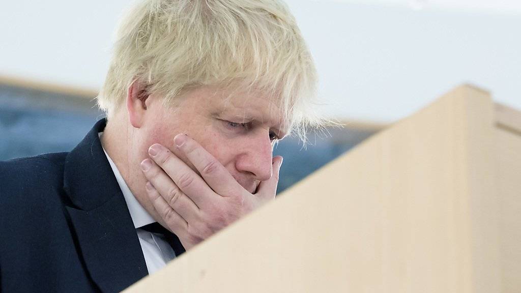 Der frühere britische Aussenminister Boris Johnson soll vor dem Brexit-Referendum 2016 über die Kosten der britischen EU-Mitgliedschaft  gelogen haben. Ihm droht nun ein Prozess wegen Amtsvergehen.