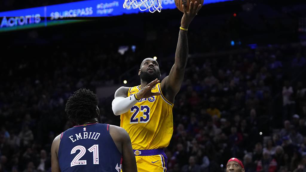 LeBron James bleibt mit seinen Los Angeles Lakers chancenlos gegen die Philadelphia 76ers