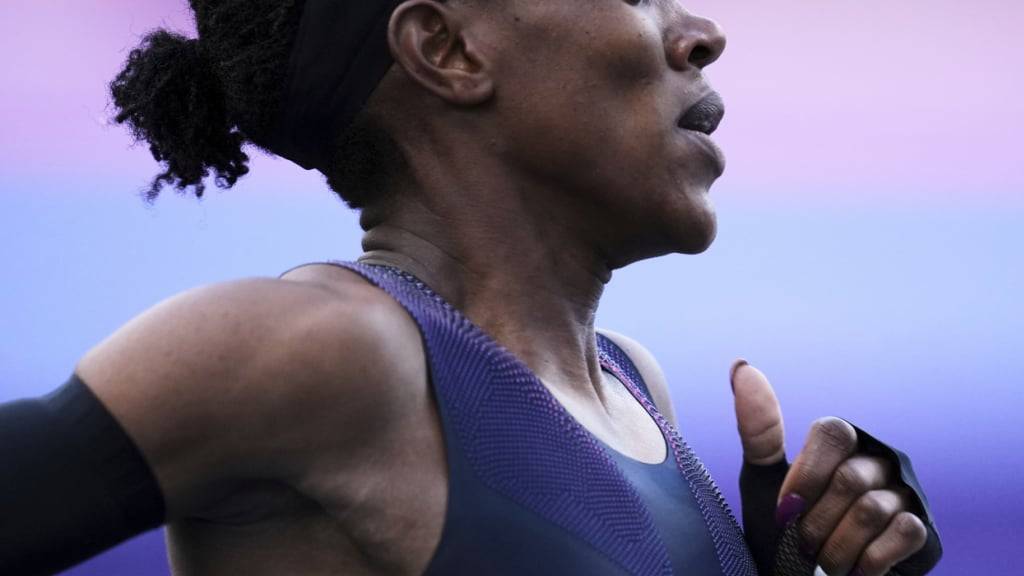 Faith Kipyegon verbessert über 1500 m ihren eigenen Weltrekord