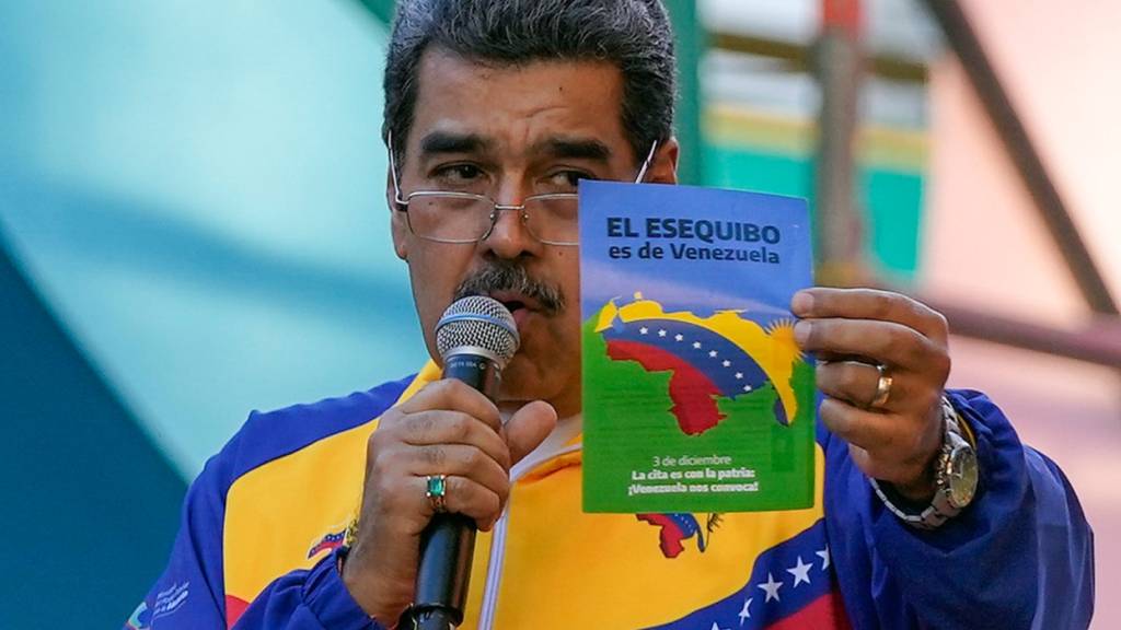 ARCHIV - Der von den USA gefangen genommene Ex-Staatschef von Venezuela, Nicolás Maduro. Foto: Matias Delacroix/AP/dpa/Archivbild
