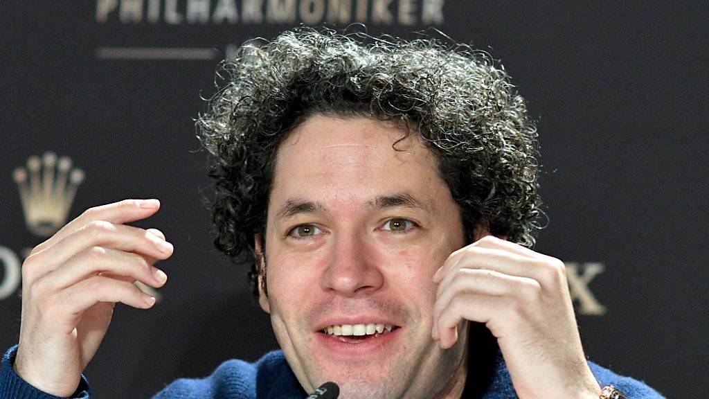 Dirigent Gustavo Dudamel stellte am Donnerstag in Wien das Programm des von ihm geleiteten Neujahrskonzert vor.